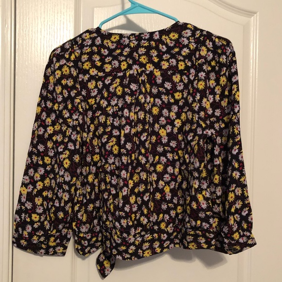 Madewell Wrap Top in French Floral - Picture 5 of 6
